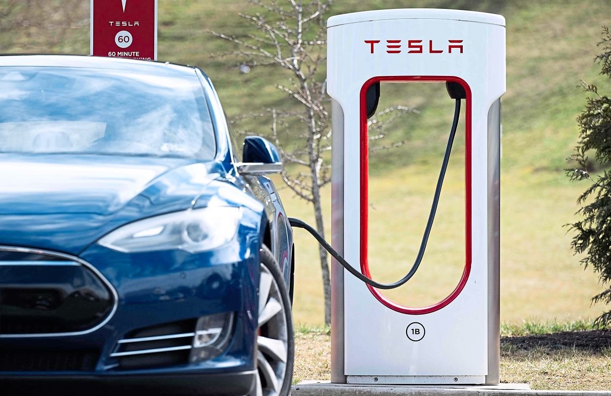 Tesla Launches First EV Supercharger Station in India at BKC, Mumbai