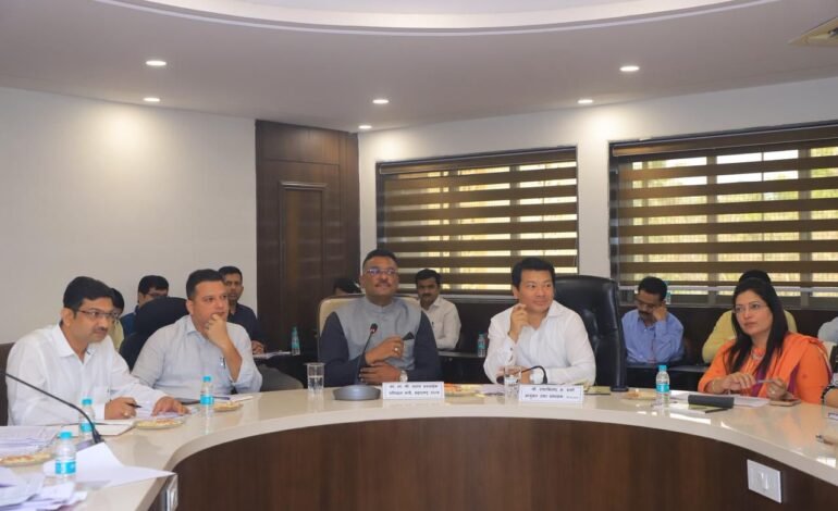 Pratap Sarnaik Reviews Development Projects in Mira-Bhayandar